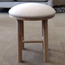 TRUA Stool